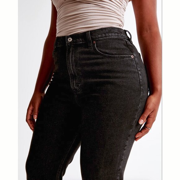 Abercrombie And Fitch - Curve Love Ultra High Rise Ankle Straight Jean - 2 Short - Picture 6 of 14